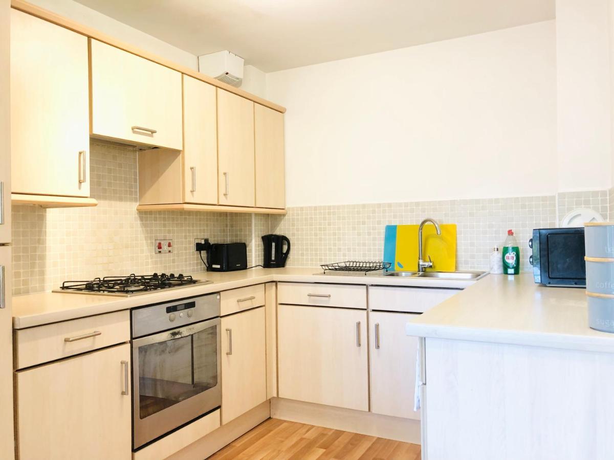 Modern Spacious Retreat Full Fibre Wi-Fi & Free Parking EDI Exterior foto